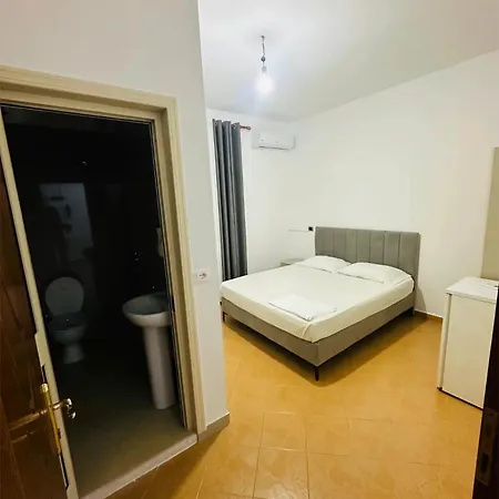 Homestay Roni Durres